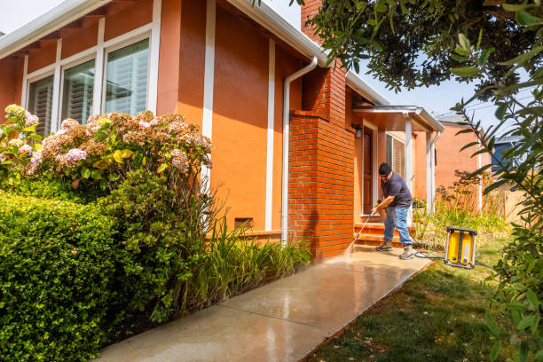 Pressure Washing Contractors in Fort Meade, FL